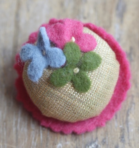 Sweet Floral Brooch #4