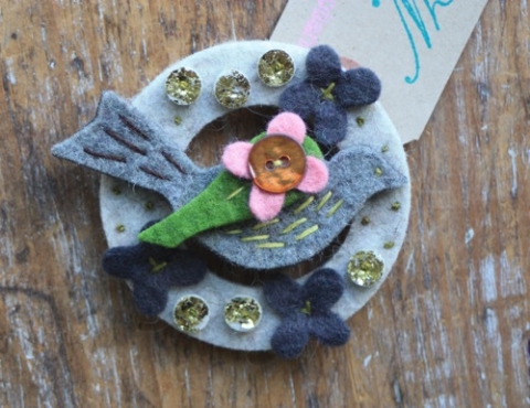 Happy Wreath & Bird Brooch - SALE
