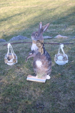 The Grand Egg Bearer