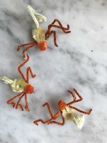 Vintage Chenille Spider – Gold