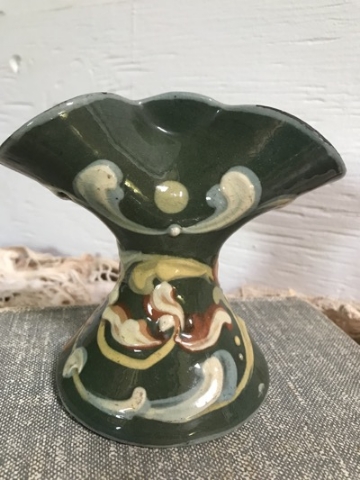 Sweet Pinch Top Bud Vase B2