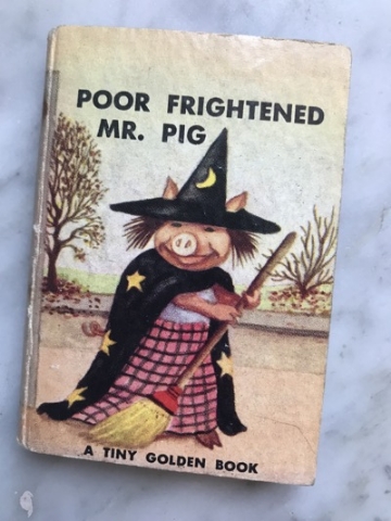 ... Mr. Pig - Vintage Mini Book
