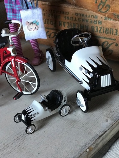 Big Racer - Vintage | Earth Angels Studios