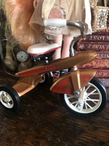 Golden Trike – Vintage