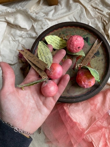 Spun Cotton Apple