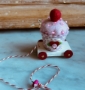 Picture of Pinky Cakes - a wee toy - SALE