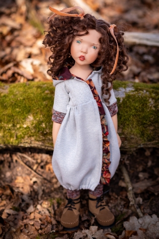 Picture of NEW 2025 - "Karianne" Junior Zwergnase Puppen - 55cm/21.5” - IN STOCK