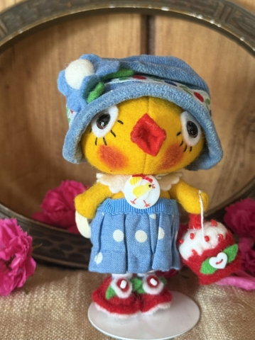 Picture of Chick a DeDe - ooak by Jody Battaglia 