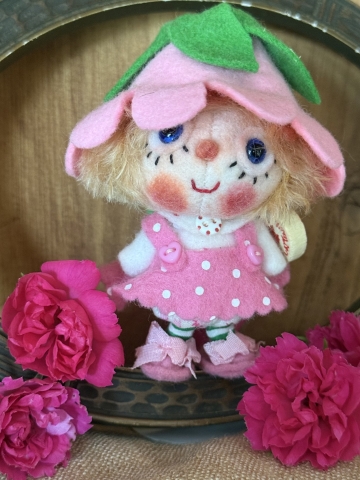 Picture of Itty Miss Pansy - ooak by Jody Battaglia