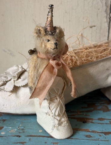 Picture of Peachie Keen - ooak by Letty Worley   