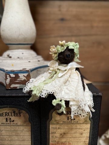 Picture of Margot  - ooak art teddy by "Bradgate Bears" by Judy Fellows