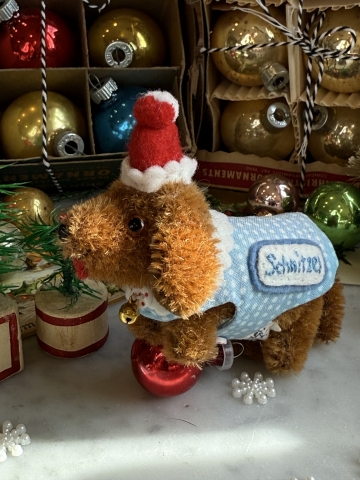 Picture of Schnitzel  Pup -  OOAK Wee Toy - by Jody Battaglia 