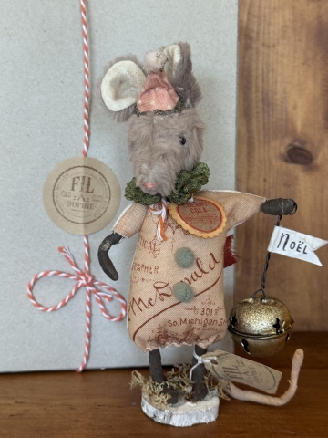 Picture of Mr. Noel Mouse - by Fila Sophie - SALE 