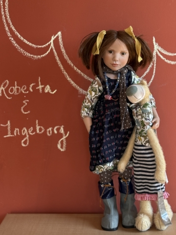 Picture of IN STOCK - Set Roberta & Ingeborg– 25" and 48cm - 18.5" - Zwergnase Puppen - SALE