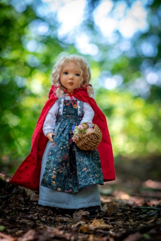 Picture of IN STOCK EXCLUSIVE NEW - "Storyland's Red Riding Hood" - LE  of 12 SPOONS Collection - 42cm/16.5" BJD by Zwergnase - Bonus