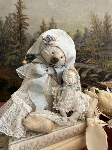 Picture of "Ophelia Pearl" & her Baby Doll "Elsie Bloom" - SET by Ingrid Schmid